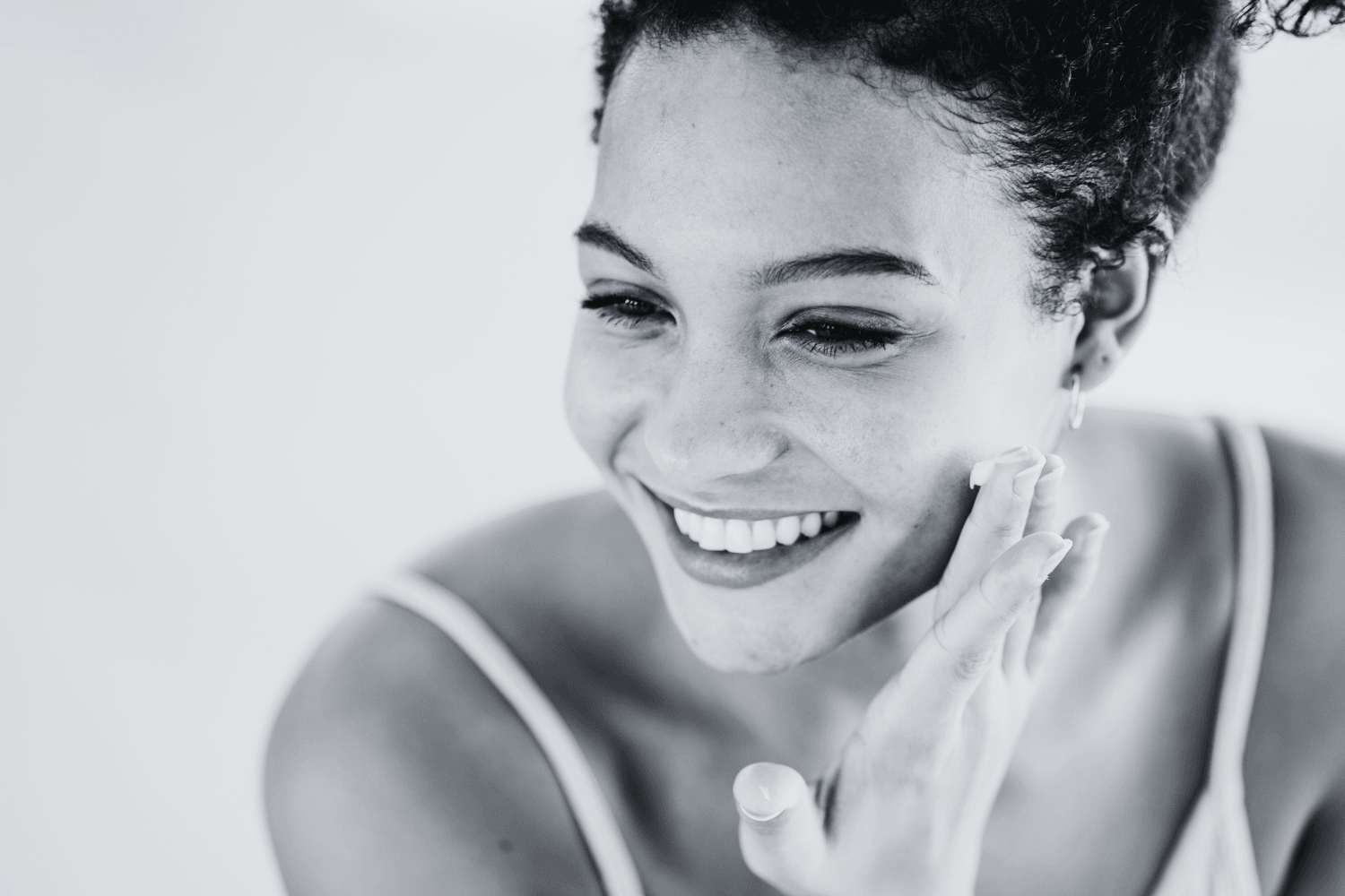 Retinol: Don't Stop in the Summer – A Misleading Myth - Age To Perfection